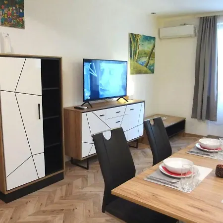 아파트 San Stefano Elite *